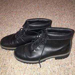 Black timberland boots
